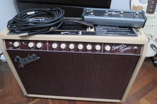 Amplificador Fender Super Sonic 22