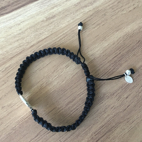 Pulsera Hilo San Benito De Plata Ley 925 Agálea Joyería Color Negro Diámetro 0 cm Largo 18