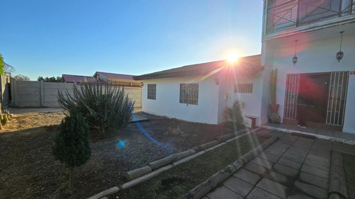 Broker Los Pinos 4d-4b-estacionamientos- Patio Casa En Arri
