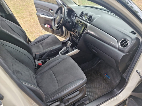 Imagen 10 de 17 de Suzuki Vitara Glx Sr Motor 1.6l 4x4 At 5 Puertas 2018