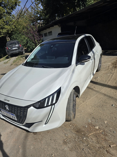 Peugeot 208 1.6l Feline Tiptronic