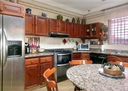 Mundo Inn Vende Casa En Zona Selecta Y Exclusiva De Propietarios