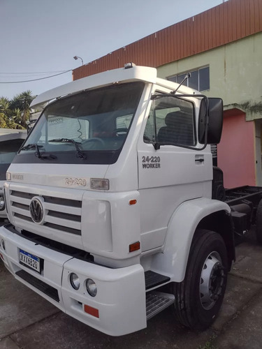 Vw 24220 Ano 2010 (truck Chassi)