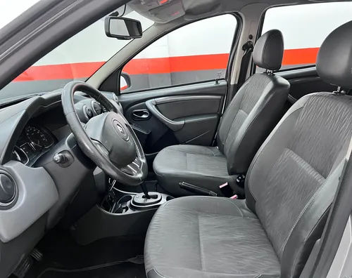 Renault Duster 2.0 Dynamique 4x2 automatica
