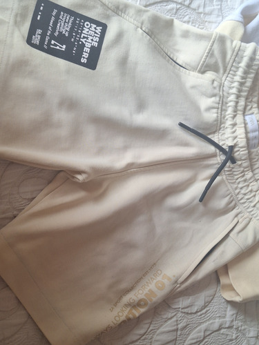 Buzo Y Bermuda Zara Talle 10 (Usado)