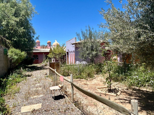 Maravillosa Casa En Perfecto Estado, Sector Céntrico