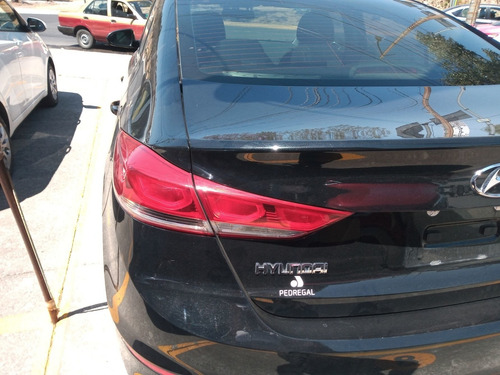 Imagen 11 de 15 de Hyundai Elantra 2018 2.0 Gls At