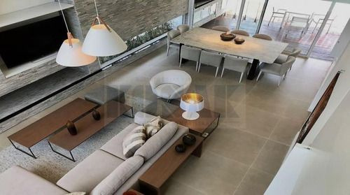 Kosak Punta Del Este Venta Mansa Barrio  Privado Casa 4 Dorm  Minimalista Piscina Totalmente Equipada