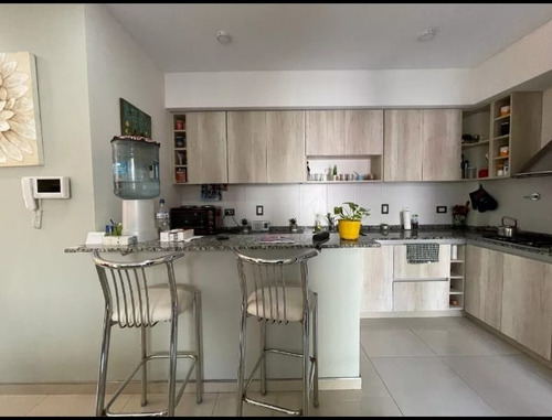 Duplex En Venta En Castelar Sur