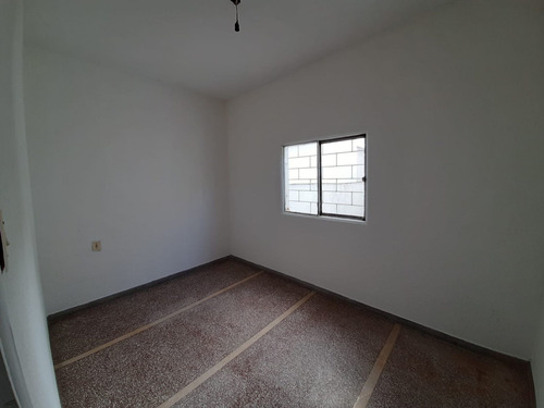 Venta 3 Casas De 1, 2 Y 3 D En Tres Cruces