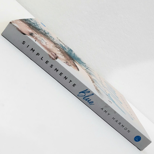 Livro Simplesmente Blue - Amy Harmon