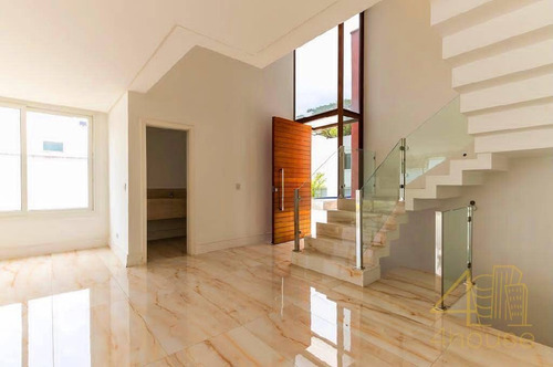 Porto Fino Na Rua Zacarias De Gois No Brooklin. | Casa Em Condomínio Fechado Com Piscina, Quintal Gramado, 4 Suítes, Muito Espaço E Segurança. - Ca0528