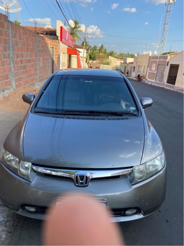 Imagem 2 de 7 de Honda Civic Lxs