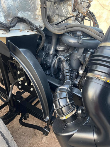 Imagen 3 de 20 de Mercedes-benz 1318