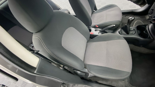 Nissan Versa 1.6 Advance