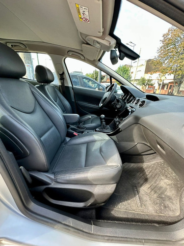 Imagen 15 de 19 de Peugeot 308 1.6 Hdi Feline Mt6 2017 Impecable!!