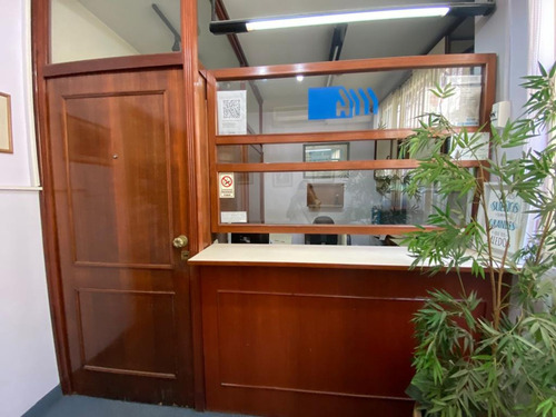 Imagen 2 de 17 de Venta - Oficina 5 Ambientes O Más - Oportunidad