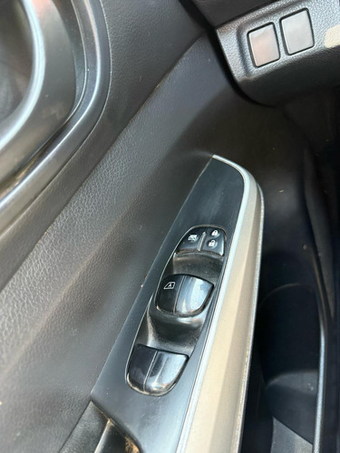 Nissan Np 300 Doble Cabina Se Estandard