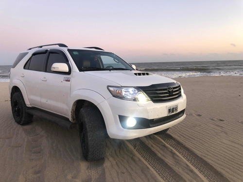 Toyota Sw4 3.0 Srv Cuero I 171cv 4x4 4at 2012