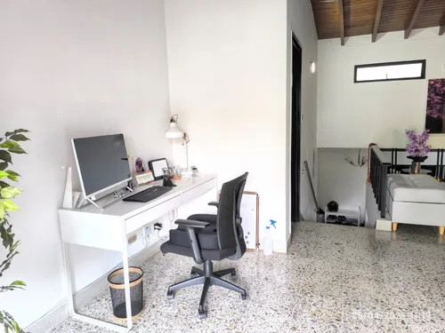 Espectacular Casa En La America Para Vivir O Construir