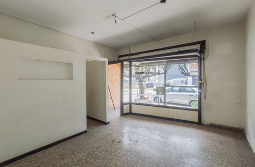 Imagen 2 de 29 de Venta Casa 4 Amb Con Local Comercial Acep. Permuta