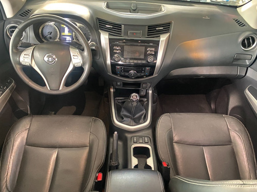 Imagen 12 de 15 de Nissan Np 300 Frontier Le 2019