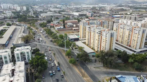 Local En Arriendo En Brisas De Los Álamos. Cod A1023092