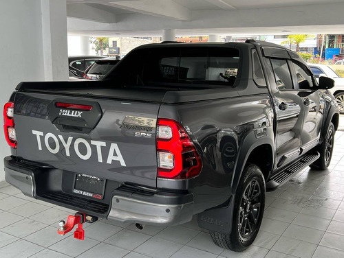 Imagen 5 de 10 de Toyota Hilux Avante Revo