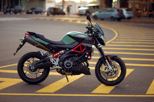 Aprilia Shiver 900