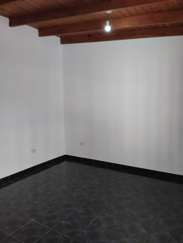 Casa B°100 Viviendas-sarmiento-apta Crdto Hip..
