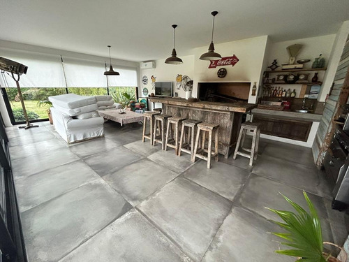 Imagen 18 de 21 de Espectacular Casa En Barrio Privado Carmel Única Por Su Diseño!