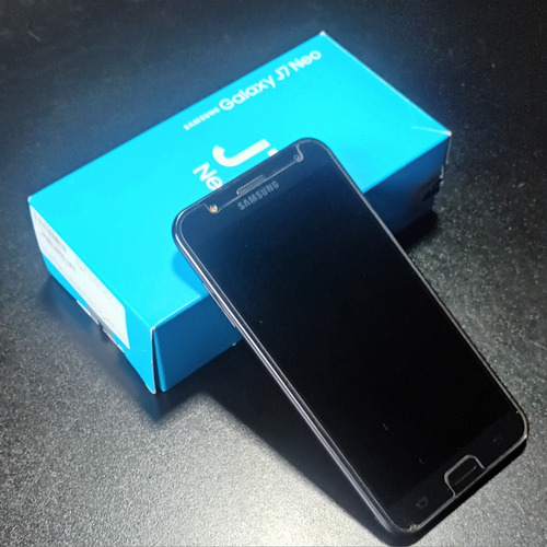 Samsung Galaxy J7 Neo