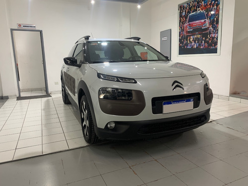 Imagen 2 de 20 de C4 Cactus Puretech 110 S&s 110 At6 Shine