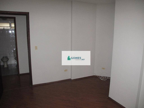 Apartamento Com 3 Dormitórios Para Alugar Por R$ 1.300,00/mês - Jardim Botânico - Curitiba/pr - Ap0131