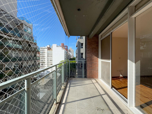 Departamento En Venta, 2 Dormitorios, Balcon, Zona Rio