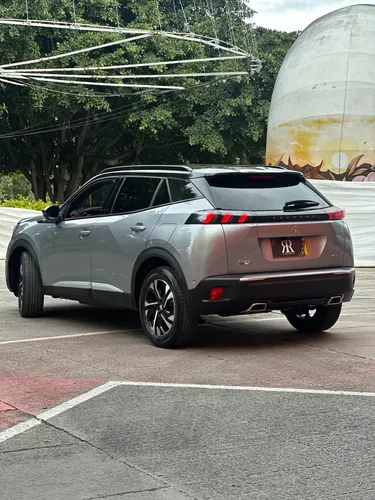 Peugeot 2008 1.2 Gt