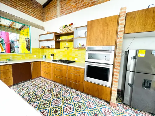 Vendo Casa En Miraflores - Sur