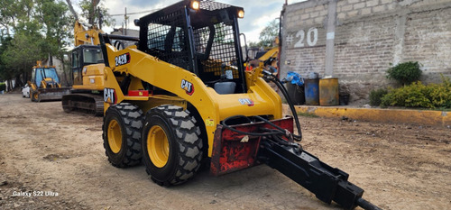 Minicargador Caterpillar 242b Año 2007