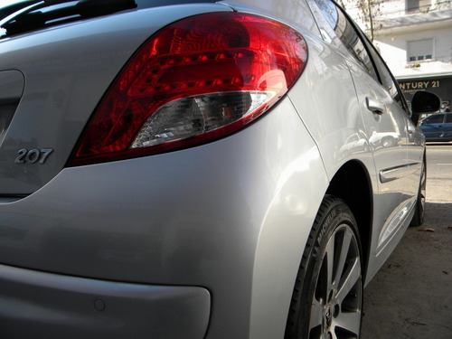 Imagen 14 de 15 de Peugeot 207gti2011