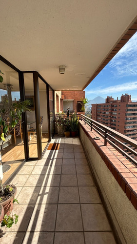 Amplio Departamento Con Excelente Vista