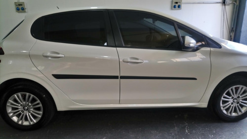 Peugeot 208 Baguetas De Puertas Molduras Negras (4 Piezas) !