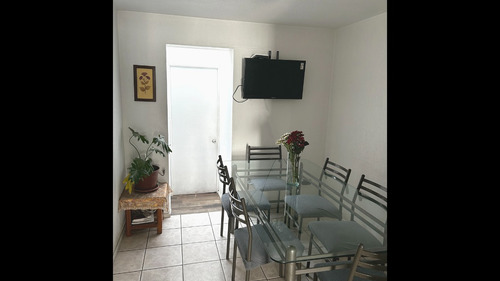 Vendo Amplia Y Cómoda Casa Condominio Piedra Roja. Quilicura