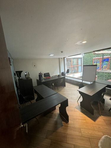 Casa En Venta Uso Habitacional Con Uso De Suelo Comercial, Oficinas Y Consultorios. Recien Remodelada Y Ampliada En Esquina Sobre Gustavo Baz