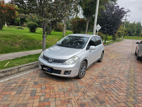 Nissan Tiida 1.8 Emotion 5 p