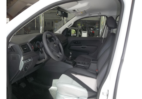 Imagen 2 de 15 de Volkswagen Amarok Trendline 2.0 Dc 4x4 Manual 140 Cv
