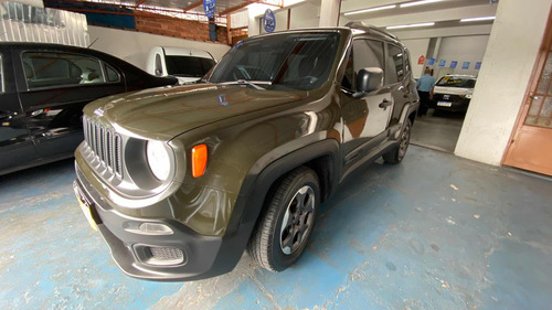 Jeep Renegade 1.8 Flex Aut. 5p