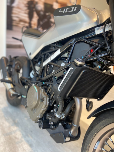 Imagen 4 de 15 de Husqvarna Vitpilen 401 - Tomamos Tu Usado