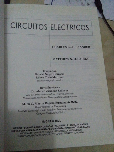 Circuitos Electricos. Charles Alexander, Matthew Sadiku