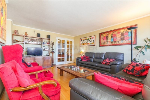Imagen 3 de 23 de Departamento En Venta De 4 Dorm. En Providencia