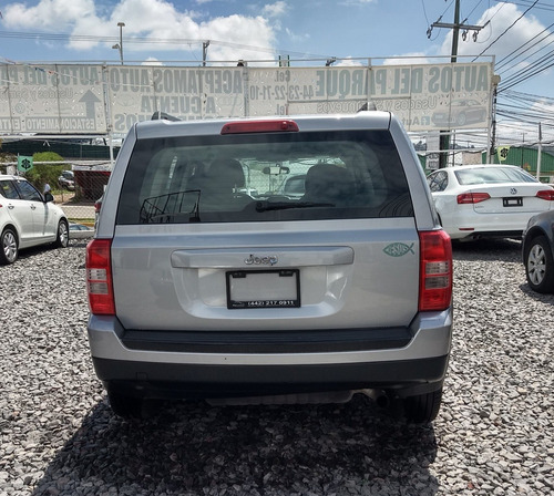 Imagen 7 de 15 de Jeep Patriot Sport 2014